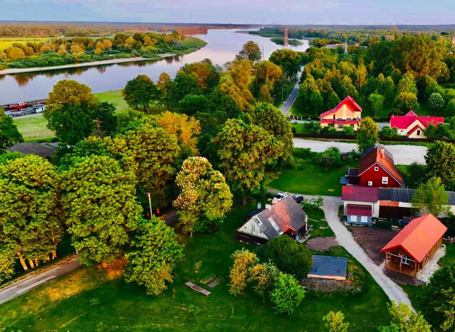 Apartamentai Rusneje , Nemuno 13 Buitenkant foto